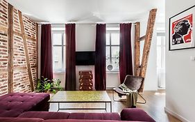Apartamenty Cinema